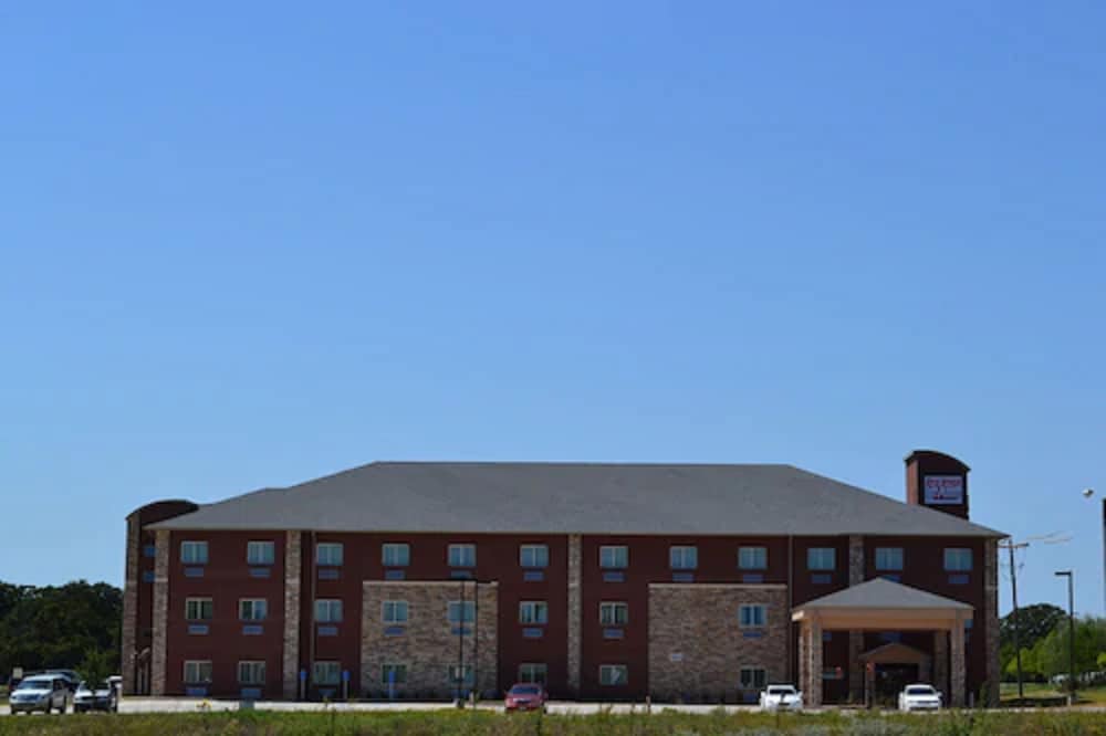 Red River Inn And Suites - photo 45
