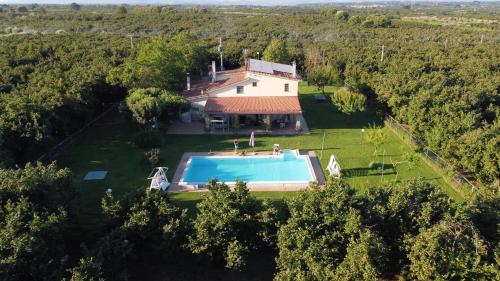 Splendida villa con piscina — 4-Star Luxury Hotel in Vignanello, Italy