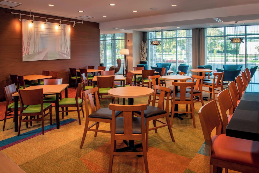 Fairfield Inn & Suites by Marriott Harrisburg International Airport - photo 29