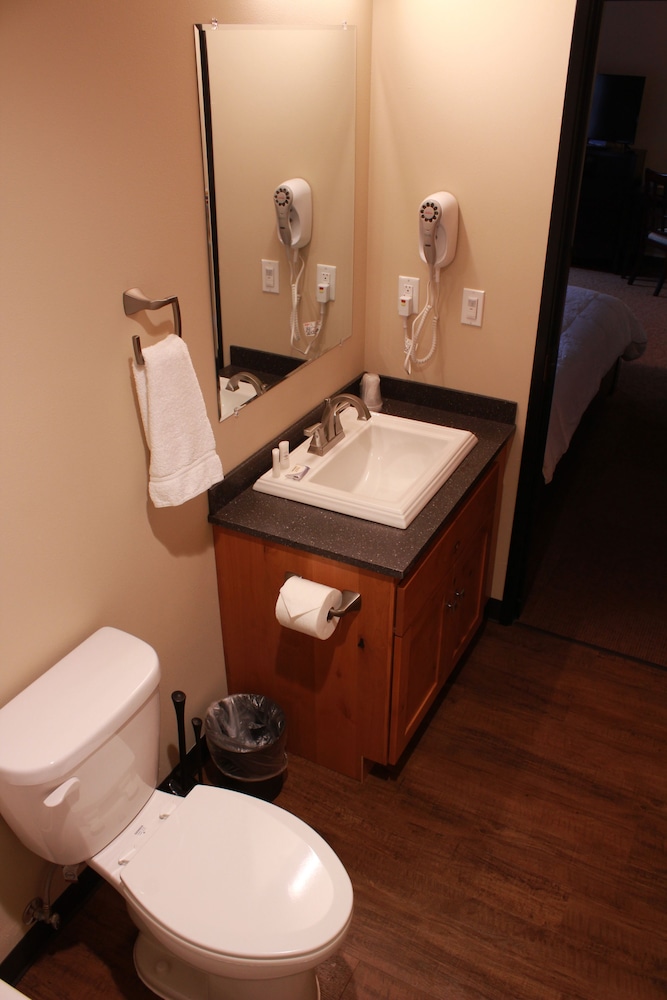 Sitka Hotel and Restaurant - photo 14