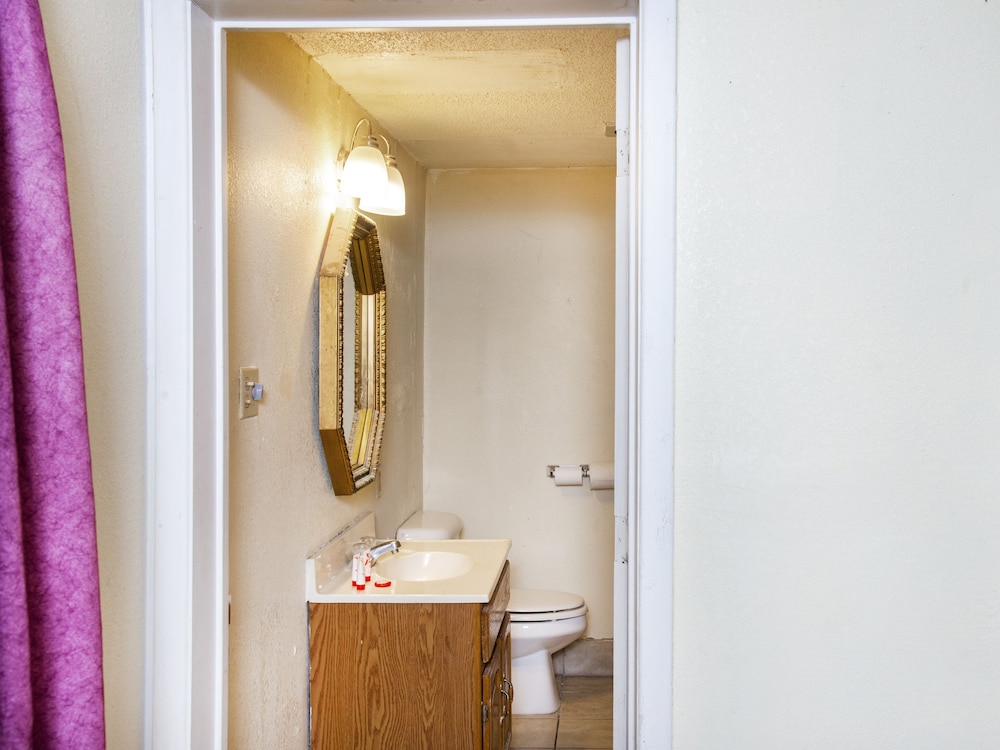 Luxury Inn and Suites Amarillo - photo 6