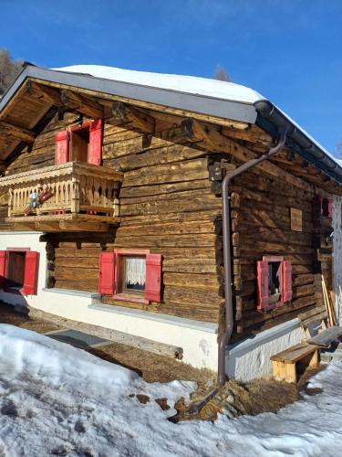 Chalet Renzo — 4-Star Luxury Hotel in Livigno, Italy