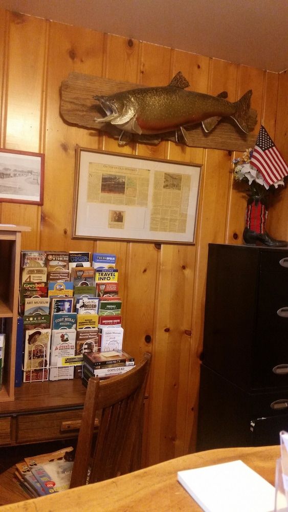Branding Iron Inn - photo 25