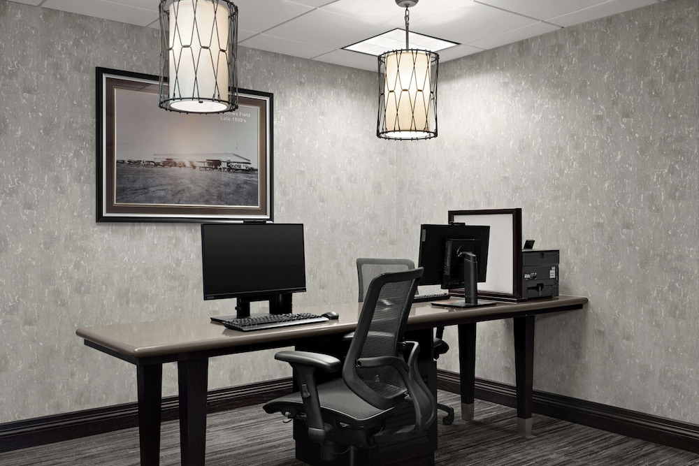 Homewood Suites by Hilton Bakersfield - photo 37