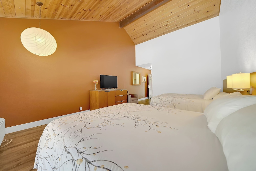 Amador Hotel - photo 9