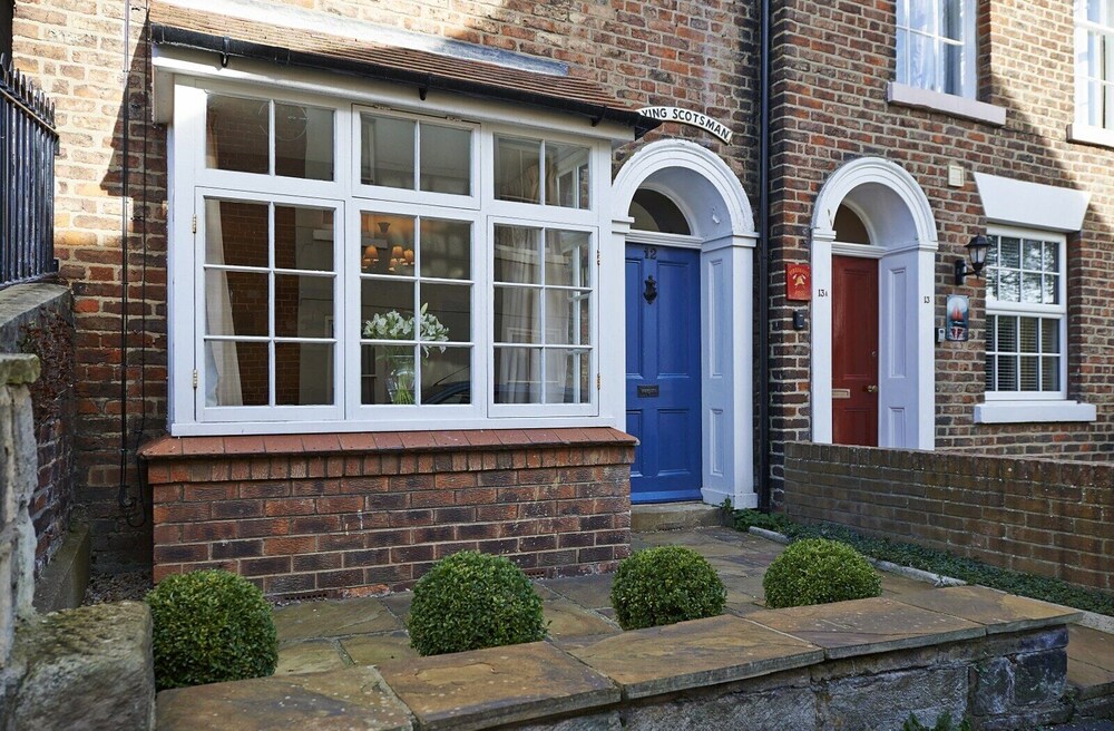 Whitby Townhouse — 4-Star Luxury Hotel in Whitby, United Kingdom
