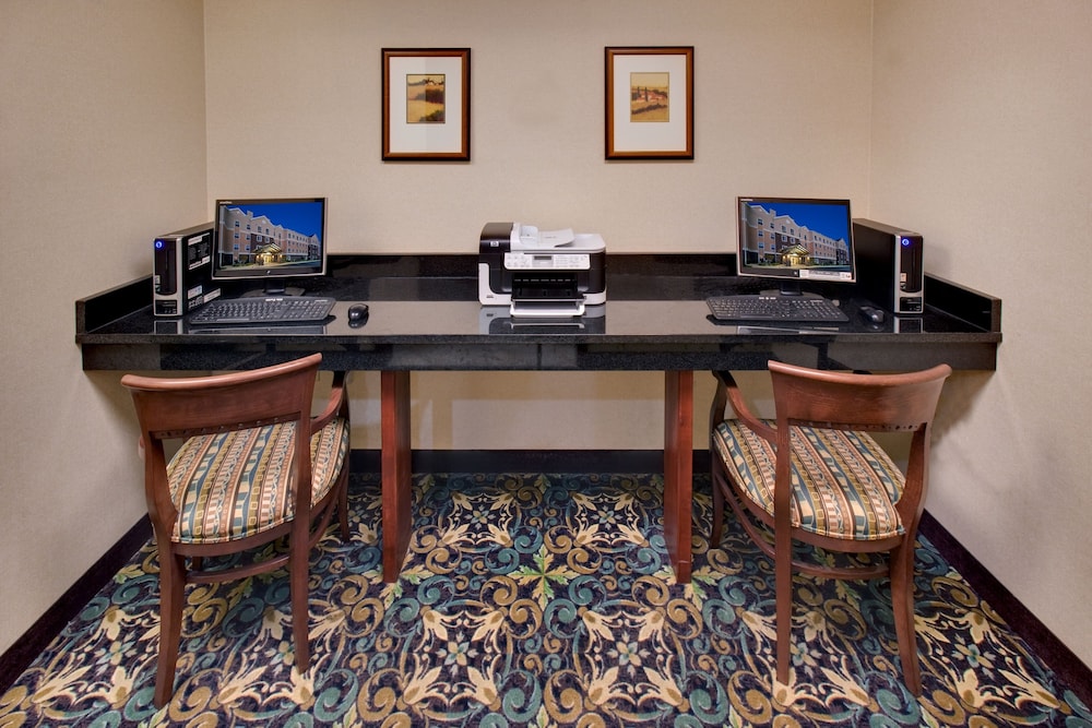 Staybridge Suites Rockford by IHG - photo 32
