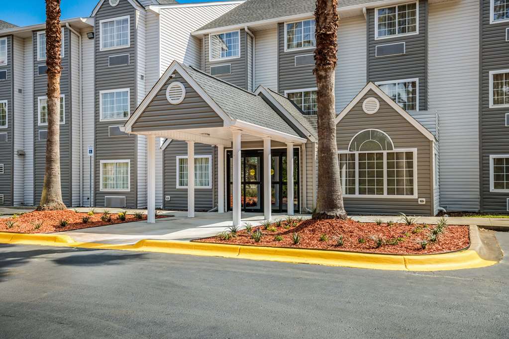 Sleep Inn & Suites Tallahassee Capitol - photo 6