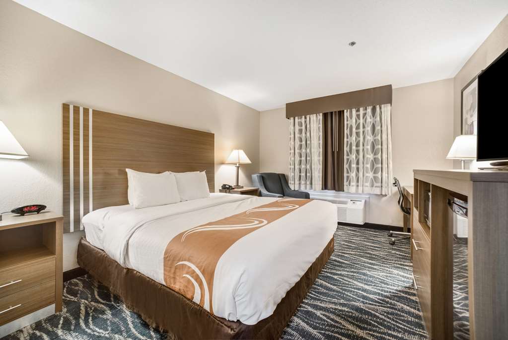 Quality Inn Effingham North - photo 7