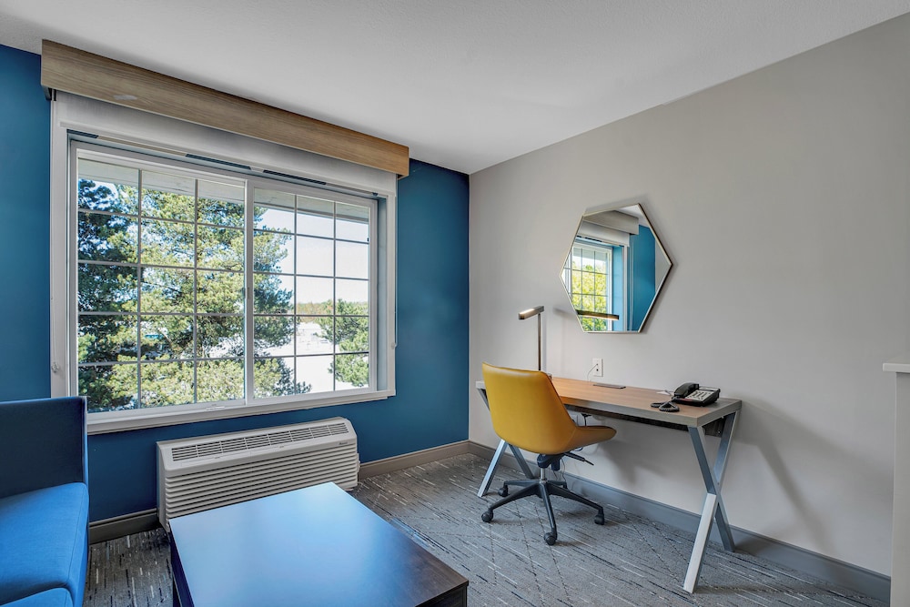 Holiday Inn Express Hotel & Suites Portland Jantzen Beach by IHG - photo 68