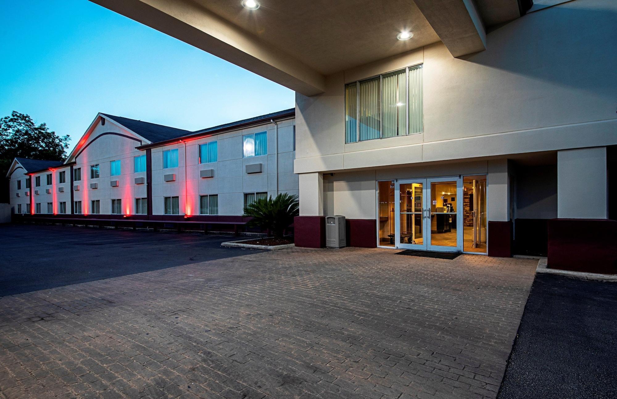 Red Roof Inn San Marcos in San Marcos, United States