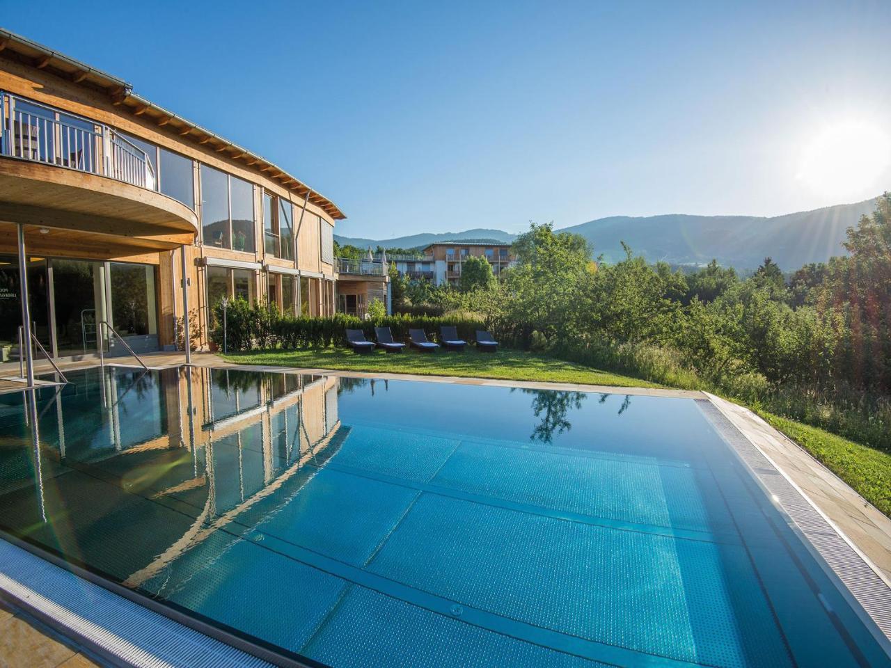 Retter Bio Natur Resort — hotel in Poellauberg