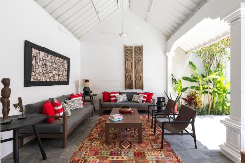 Villa Rua Stylish luxury tranquil location in Legian walk to beach — 4-Star Luxury Hotel in Seminyak, Indonesia