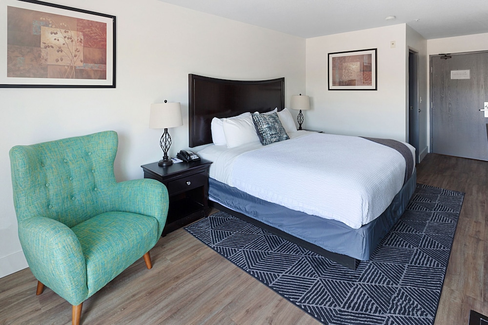 Inn at Lincoln City - photo 23