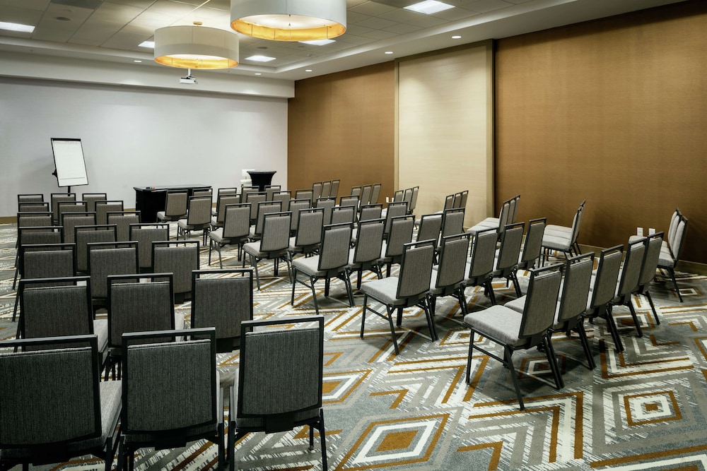 Hilton Garden Inn Seattle Bellevue Downtown WA - photo 84