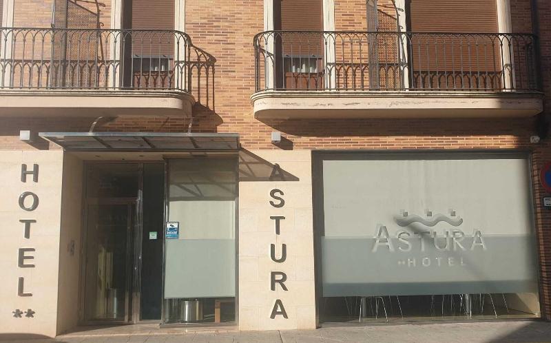 Hotel Astura — hotel in Valencia De Don Juan