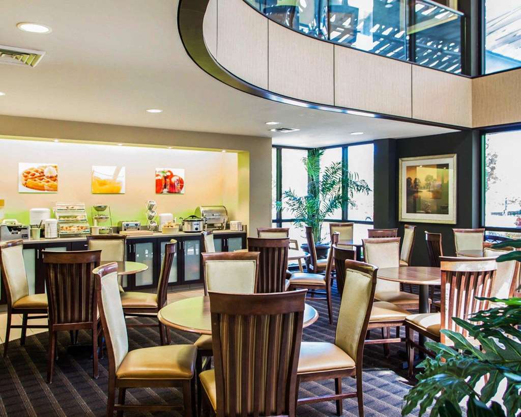 Quality Inn & Suites Peoria North - photo 44