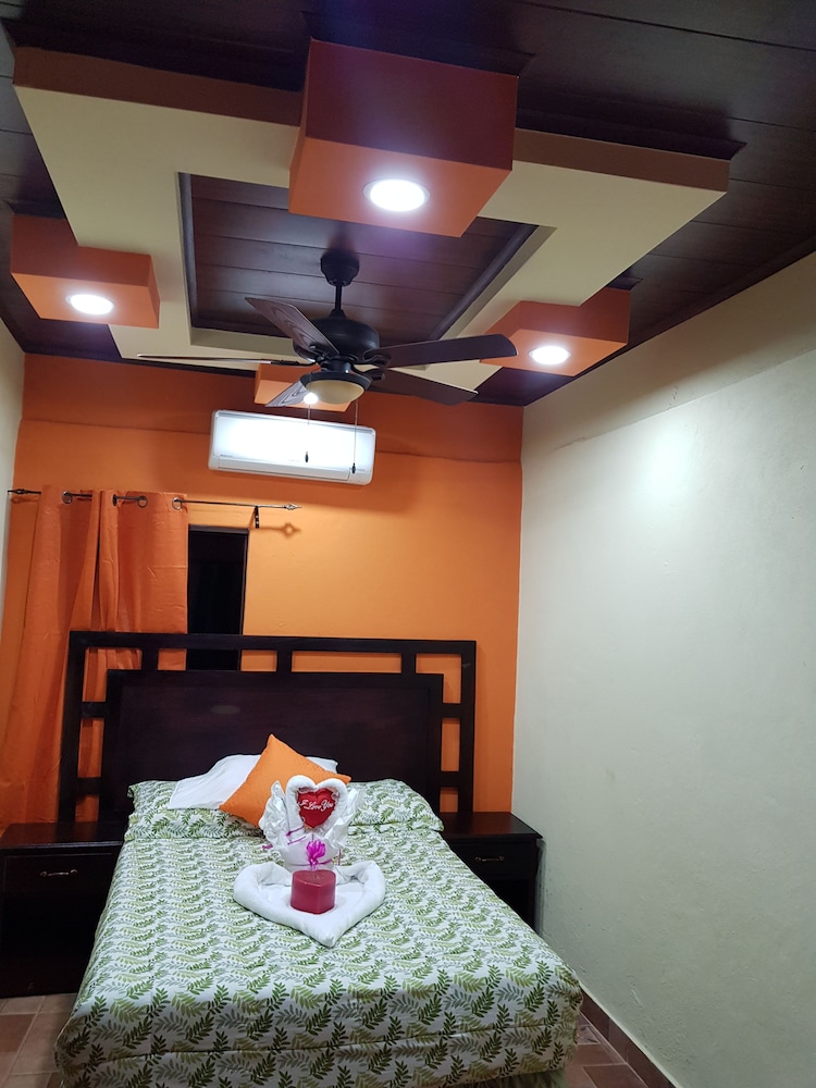 Mr Cowboy hotel y restaurante in Matagalpa, Nicaragua