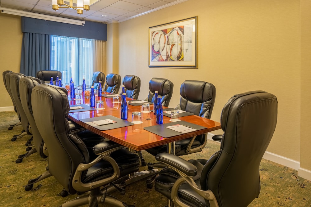 Crowne Plaza Dulles Airport by IHG - photo 104
