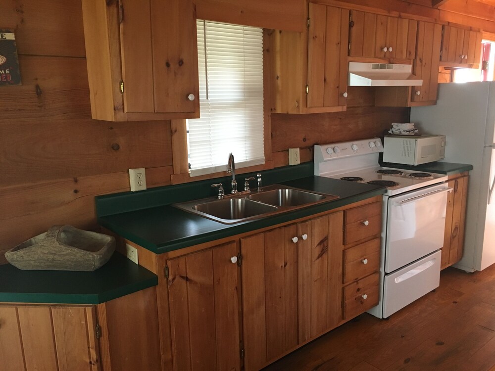 Smoky View Cottages & RV Resorts - photo 17
