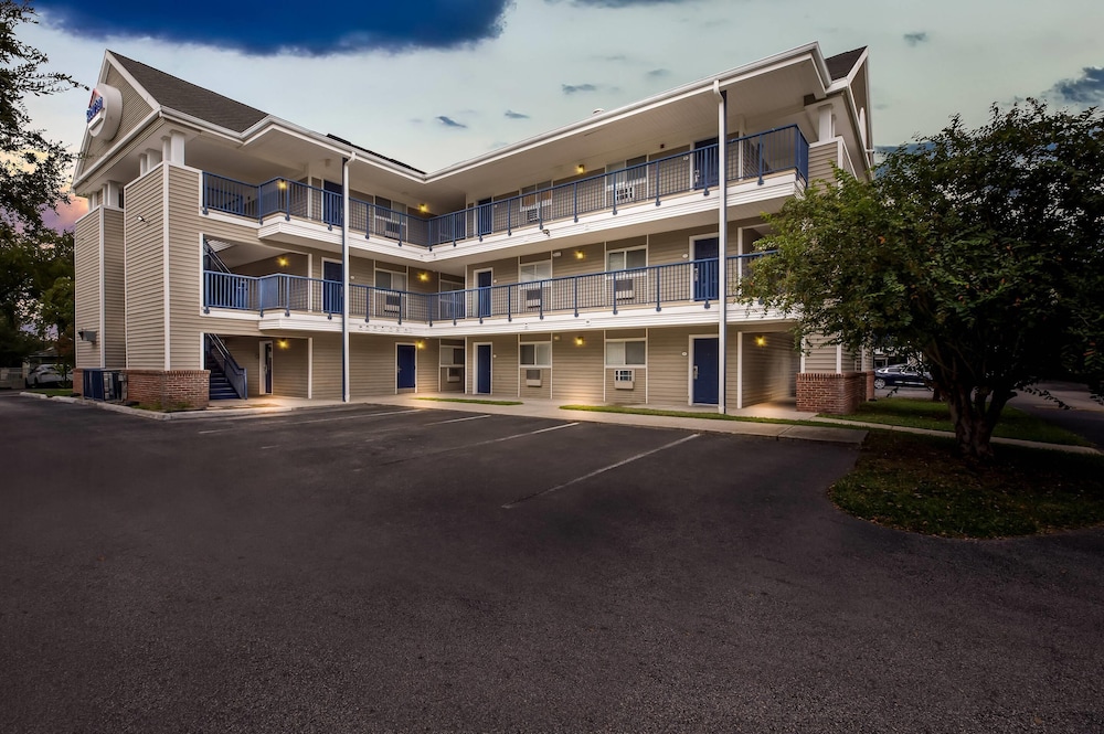 Birch Hill Suites Lakeland - photo 46