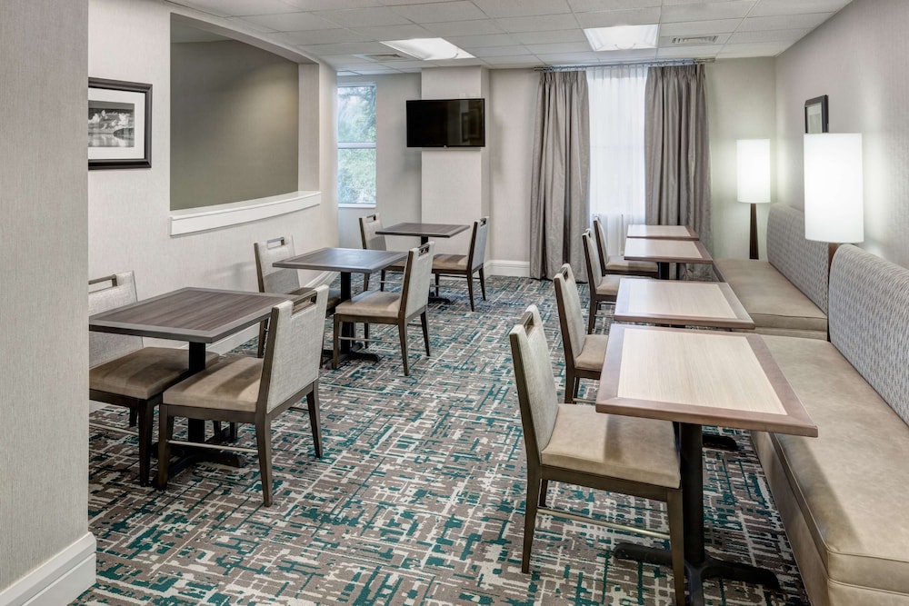 Hampton Inn Fort Lauderdale Downtown Las Olas Area - photo 28