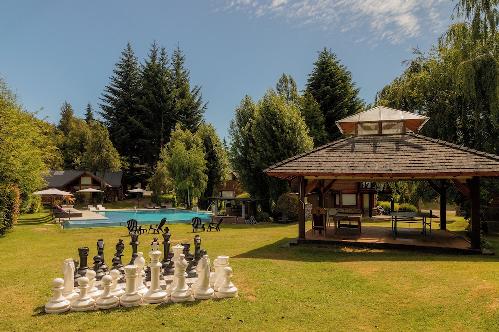 Guardianes del Bayo — 4-Star Luxury Hotel in Villa La Angostura, Argentina
