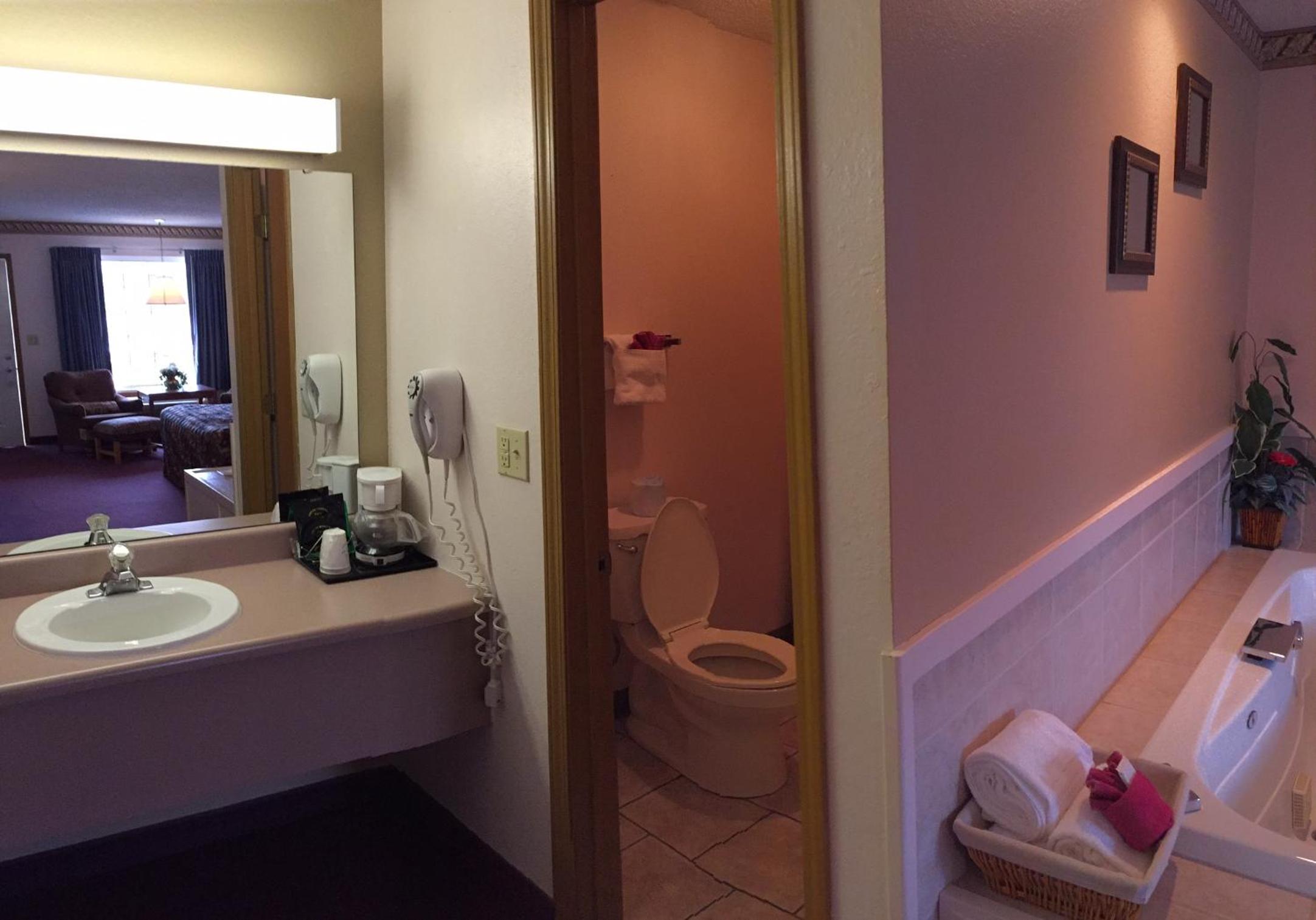 Twelve Oaks Inn - photo 31