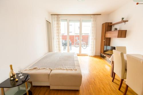 Apartment Lakeside Cerknica — 4-Star Luxury Hotel in Cerknica, Slovenia