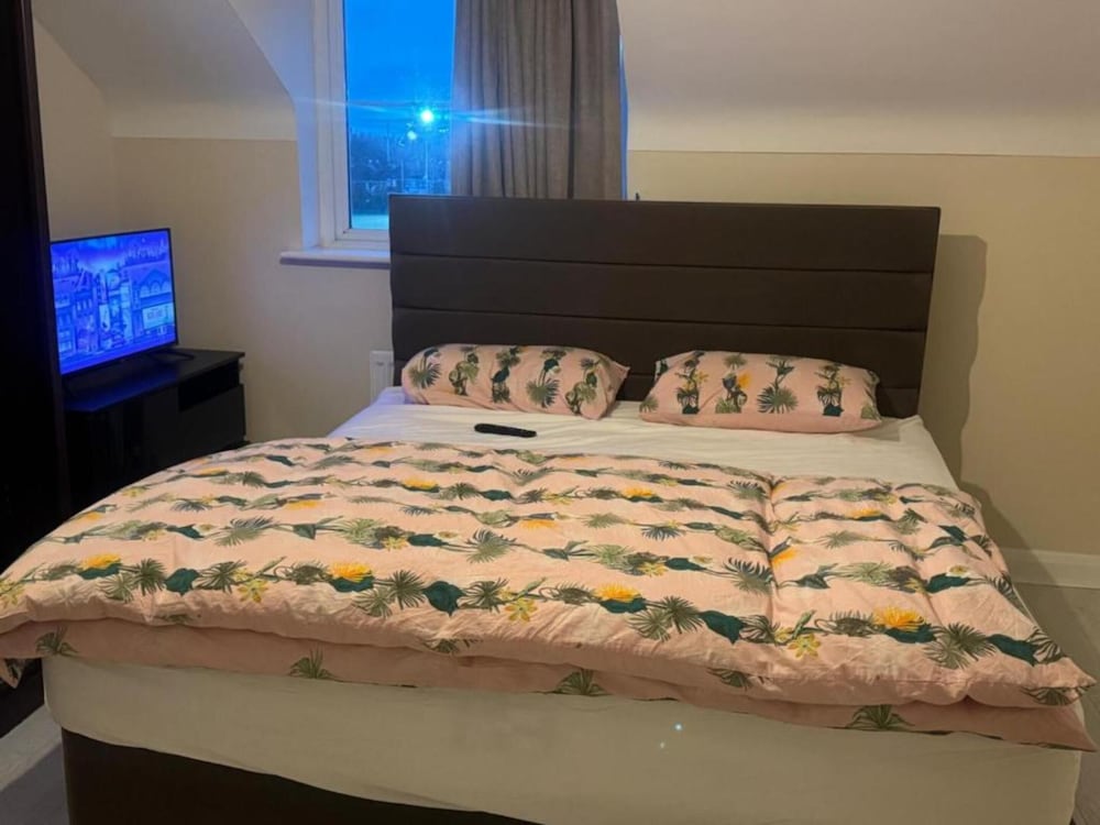 Komegloba Mega room - last minute hotel in Manchester
