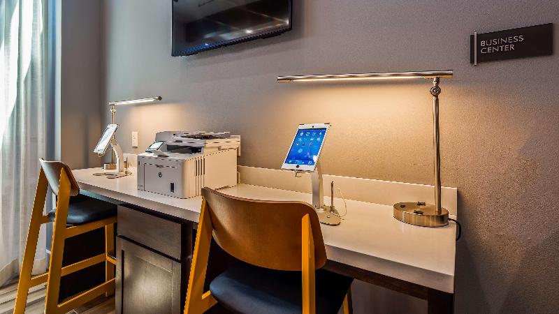 Best Western Plus Executive Residency Ascension Hotel - photo 92