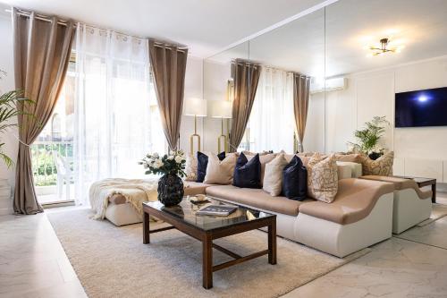 Qult Blue Lagoon 10 min to Casino in Beausoleil, France