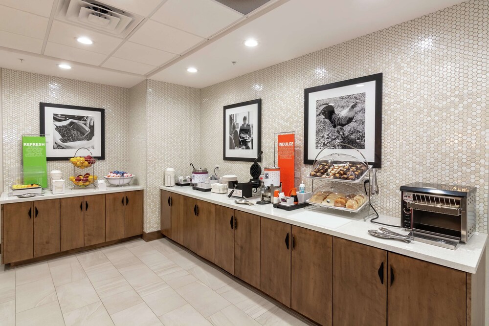 Hampton Inn & Suites Dallas East - photo 64