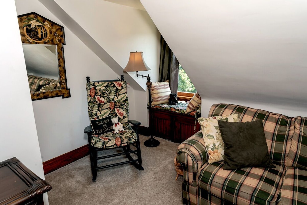 South Broadway Manor - photo 39