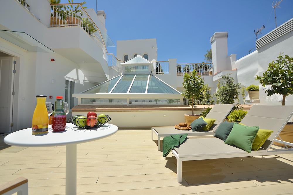Plaza Mina Suites Adults Recommended by Luxury Suites Cadiz in Cadiz, Spain