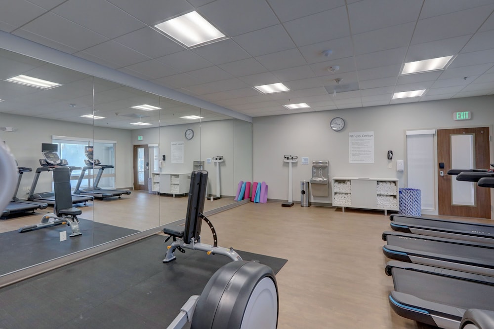 Holiday Inn Express & Suites Auburn Downtown by IHG - photo 28