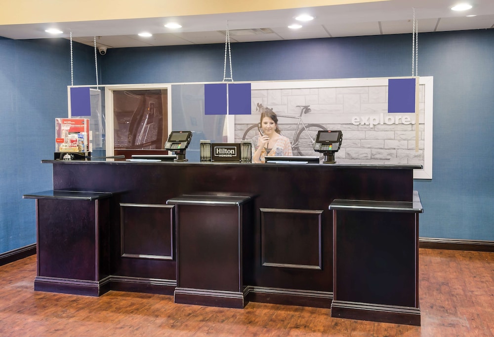 Hampton Inn Galax - photo 4