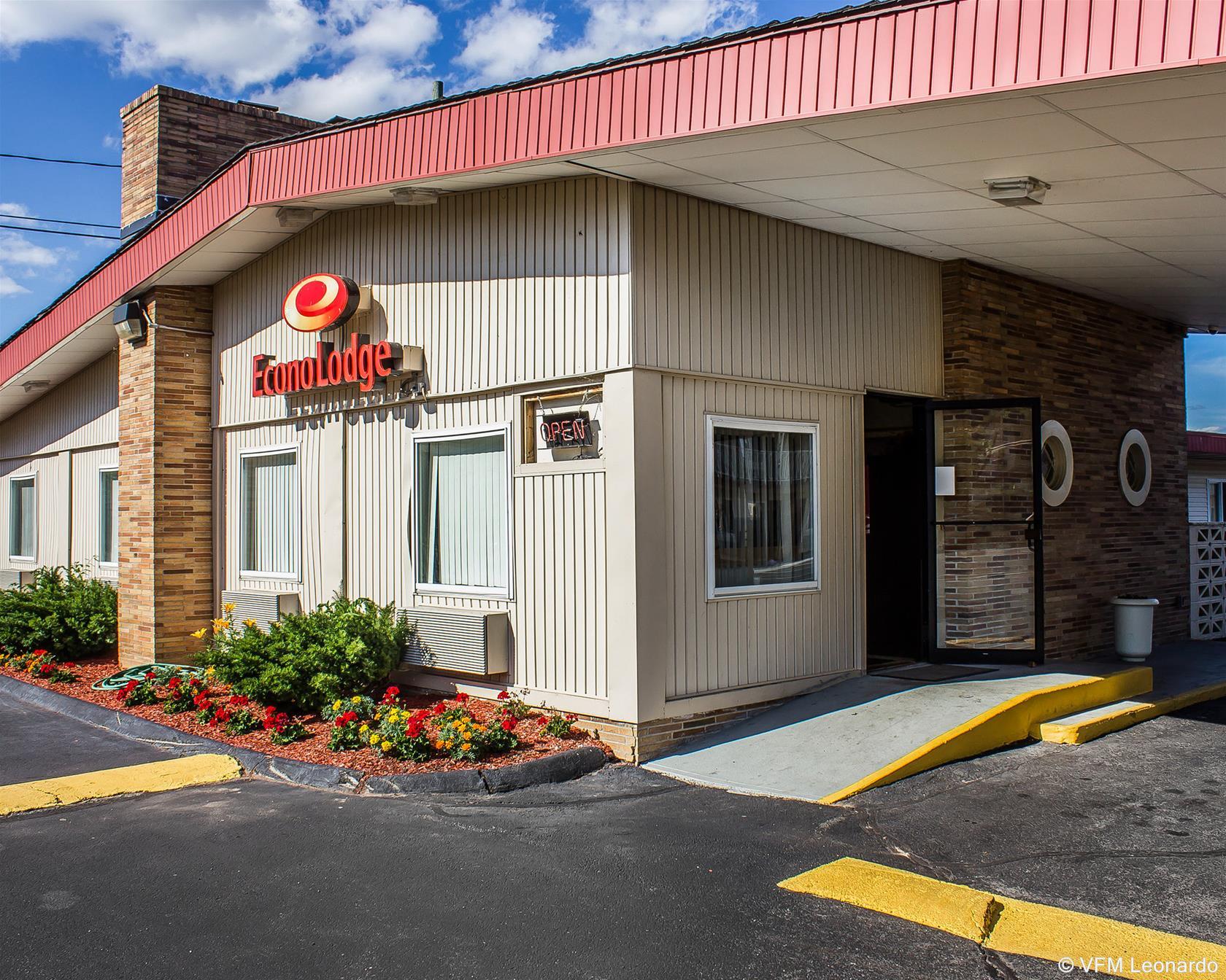 Economy Inn East Hartford CT - photo 30