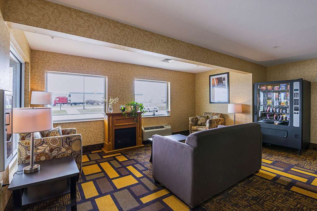 Quality Inn & Suites Belmont Platteville - photo 7