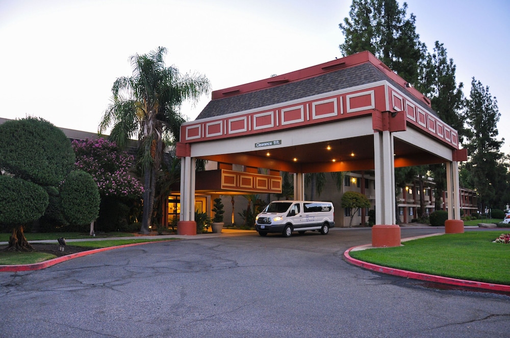Piccadilly Inn Airport in Fresno, United States