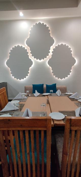 Radiant Globus Hotels - last minute hotel in Udaipur