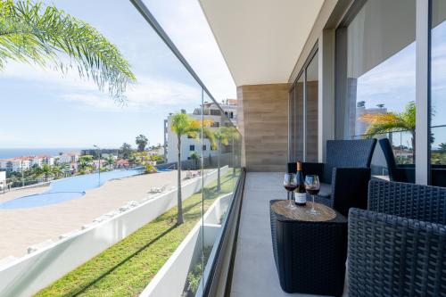 The Queen Apartment By Sam Houses — 4-Star Luxury Hotel in Funchal, Portugal