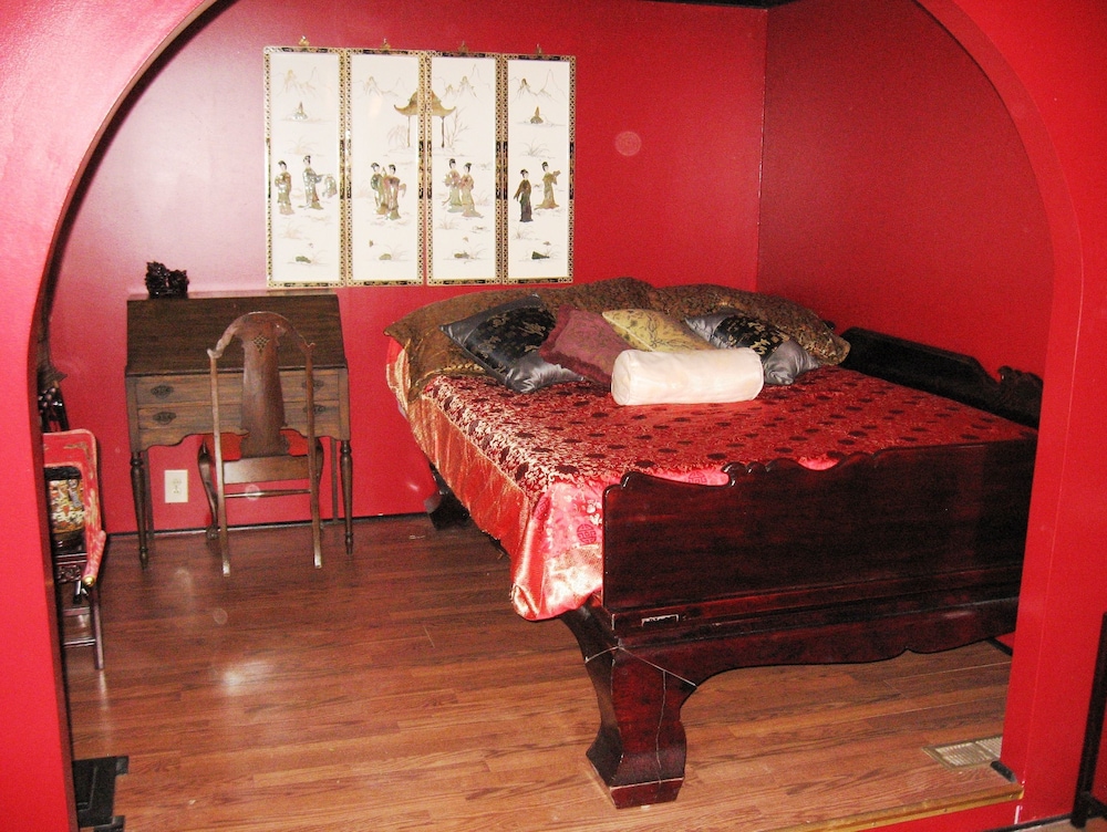 Shady Lady Bed & Breakfast - photo 7