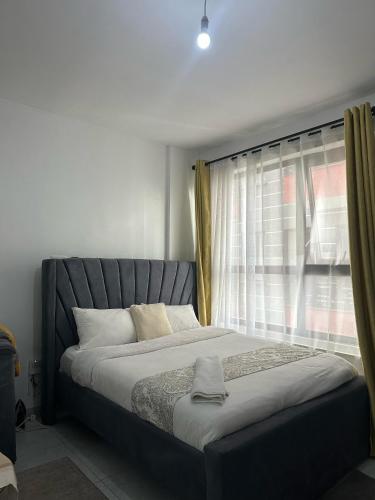 Modern Studio near Junction Mall Wi Fi Smart TV Free Parking