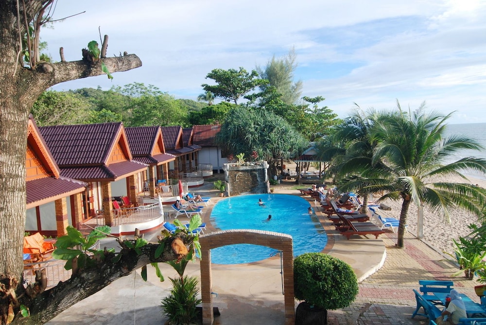 Lanta Paradise Beach Resort in Ko Lanta, Thailand