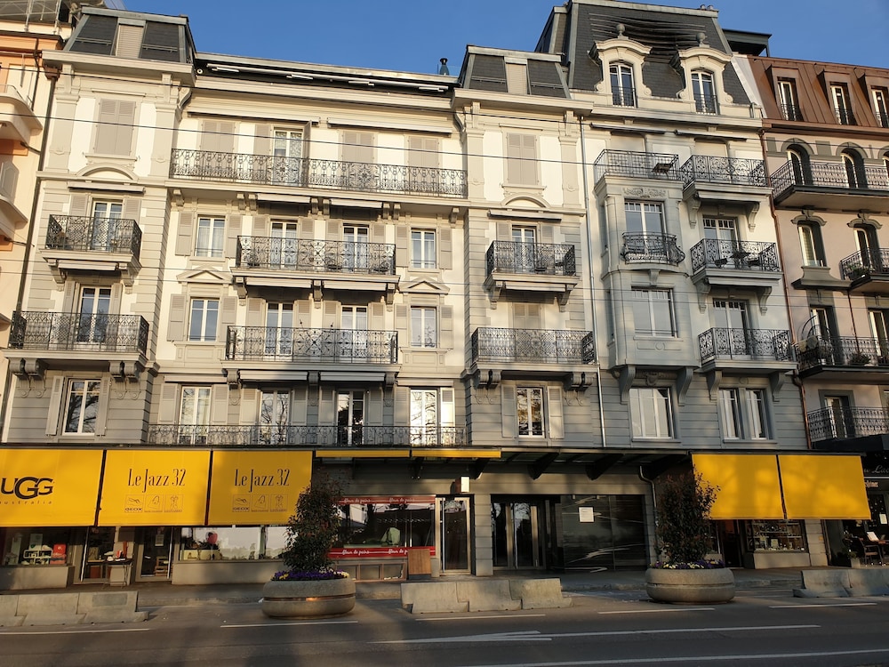 Montreux Grand Rue Apartments — 5-Star Luxury Hotel in Montreux, Switzerland