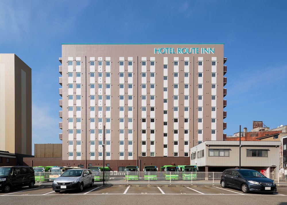 Hotel Route Inn Takaoka Ekimae — Takaoka