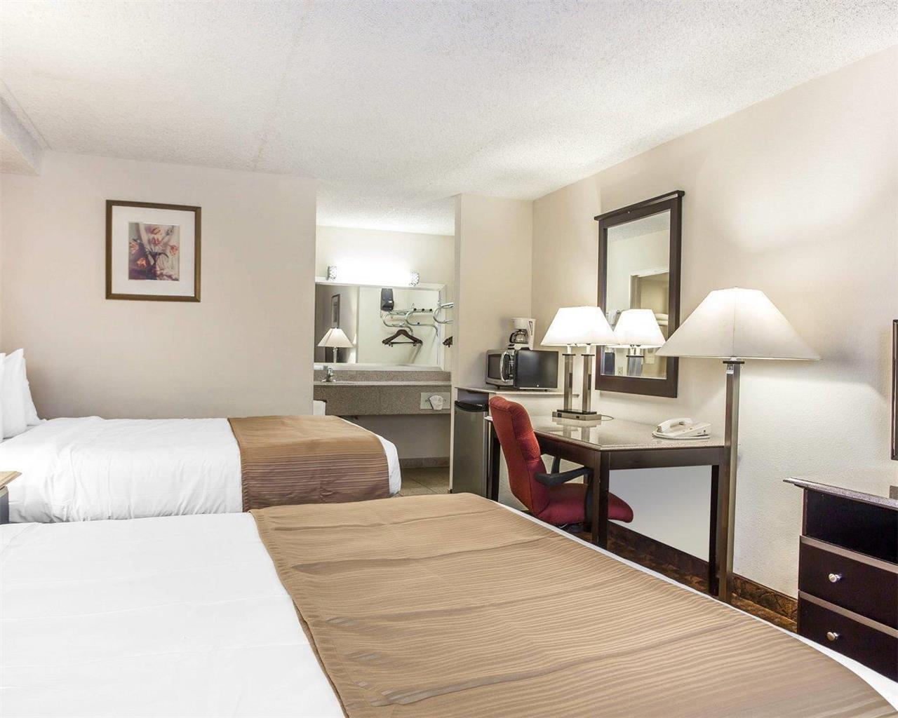 Quality Inn & Suites Coliseum - photo 16