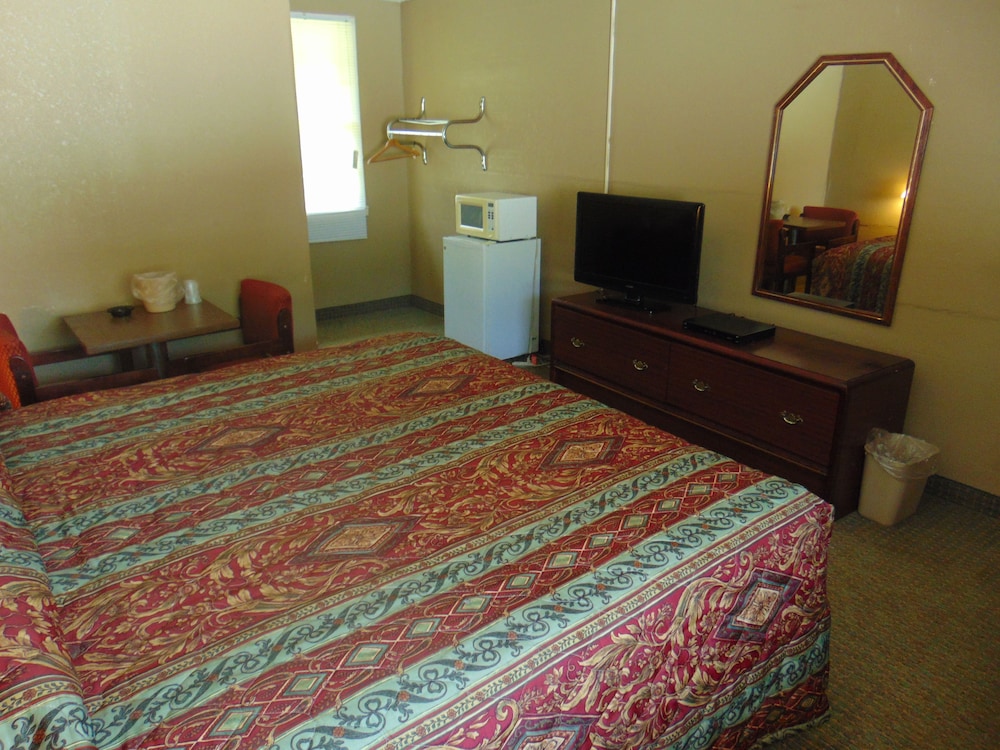 Westbrook Motel - photo 6