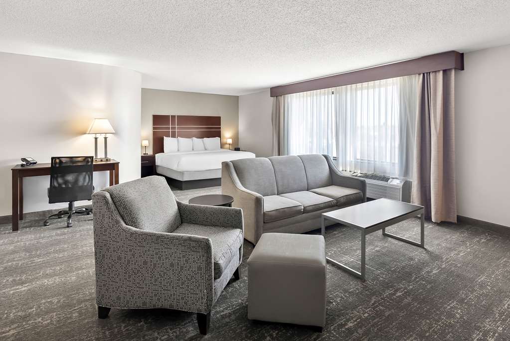 Best Western Luxbury Inn Fort Wayne - photo 35